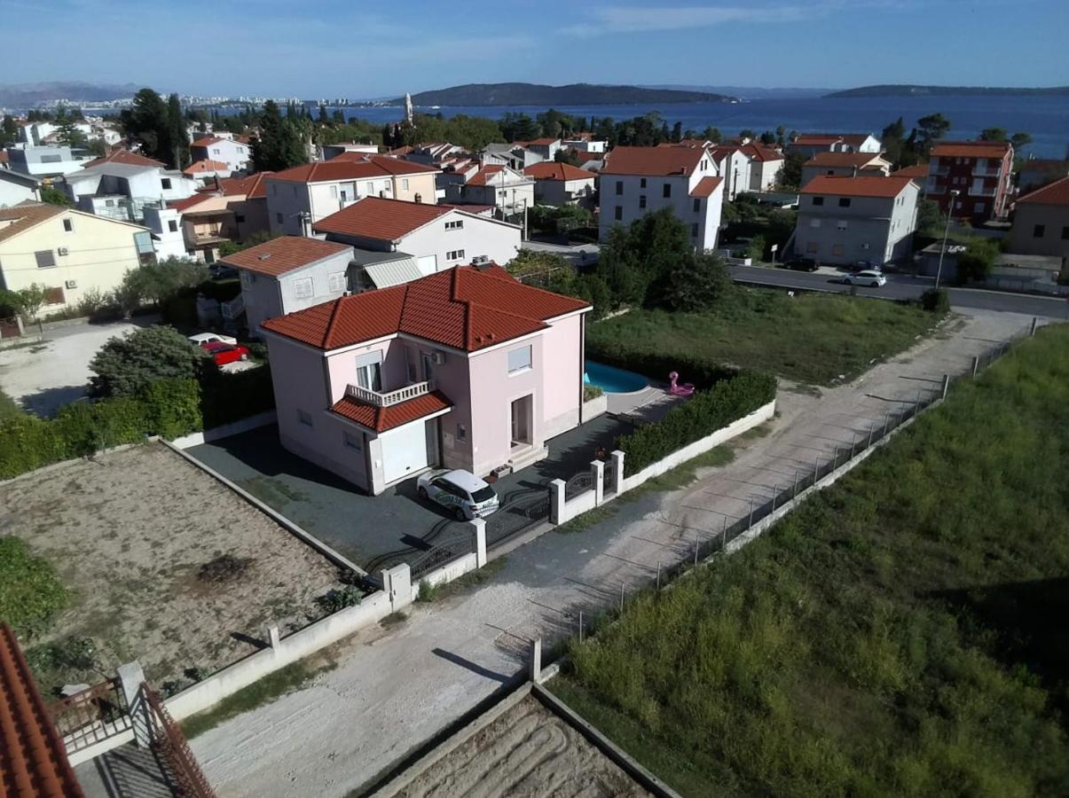 Villa Giulietta Kaštela Eksteriør bilde